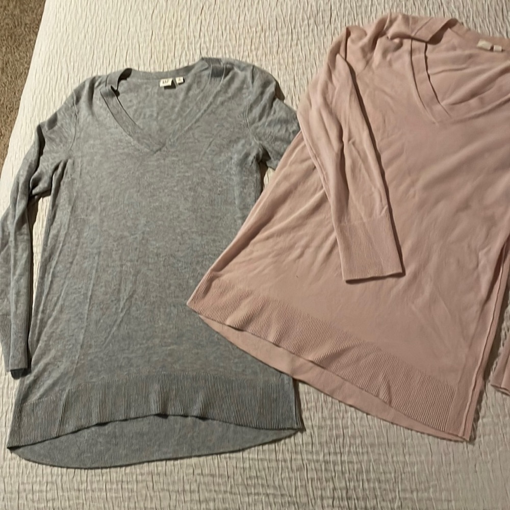 Bundle 2 maternity sweaters size M L tall